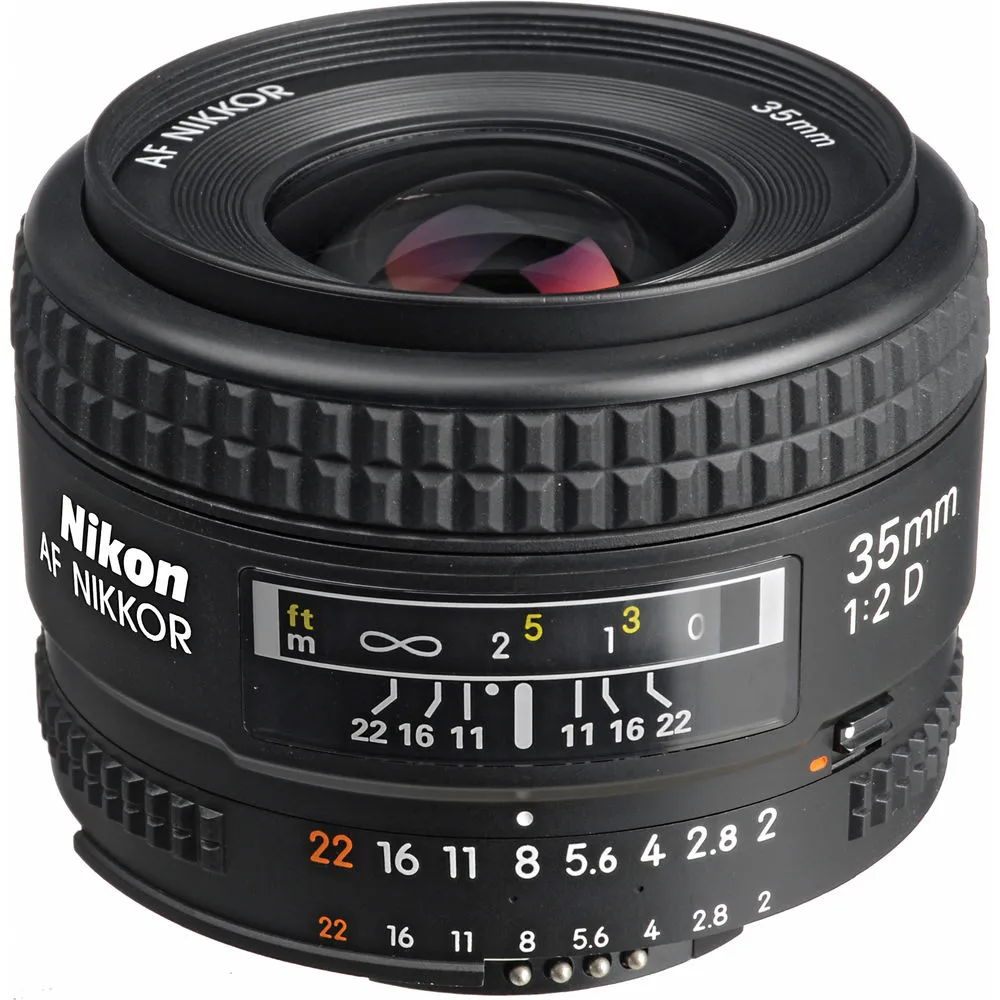 Nikon F 35 mm f/2D