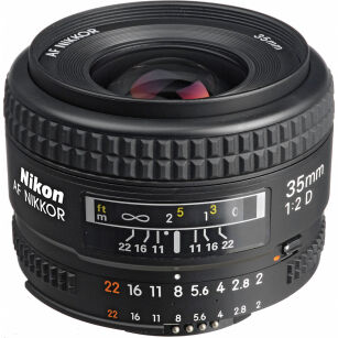 Nikon AF 35 mm f/2D