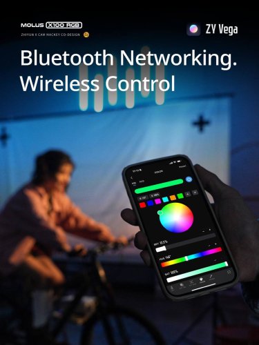 Zhiyun X100RGB Pro RGB lighting