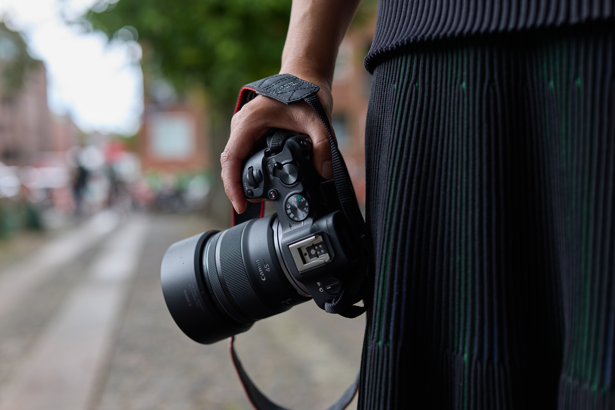 Płynny i cichy autofokus STM Płynny i cichy autofokus STM