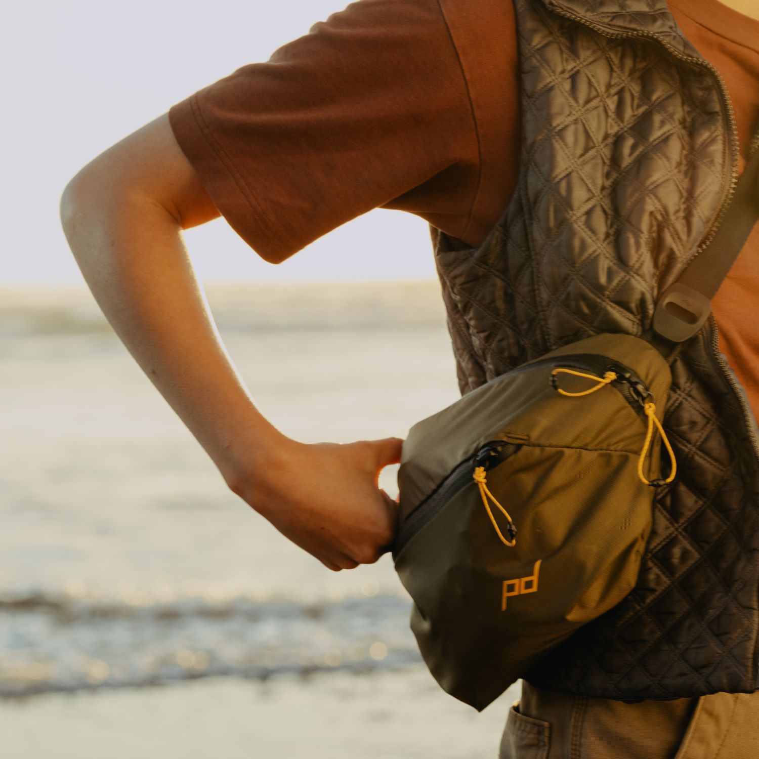 Peak Design Outdoor Sling 7L – torba do codziennego noszenia i podróży