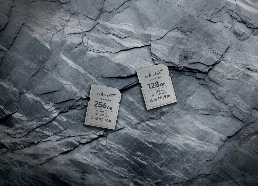 Szybki odczyt i zapis Exascend Titanium 128GB