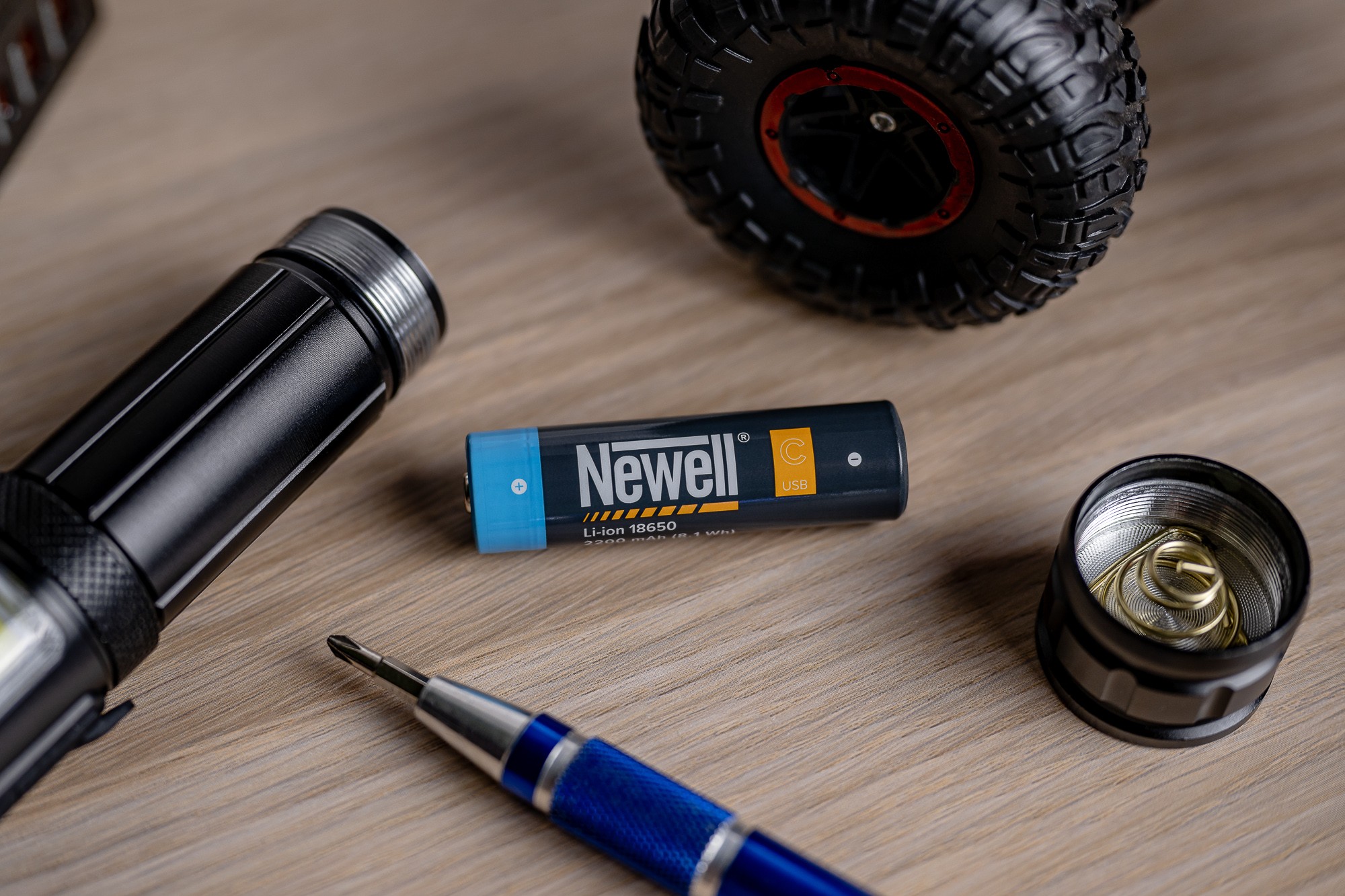 Newell 18650 USB-C 40 miesięcy gwarancji