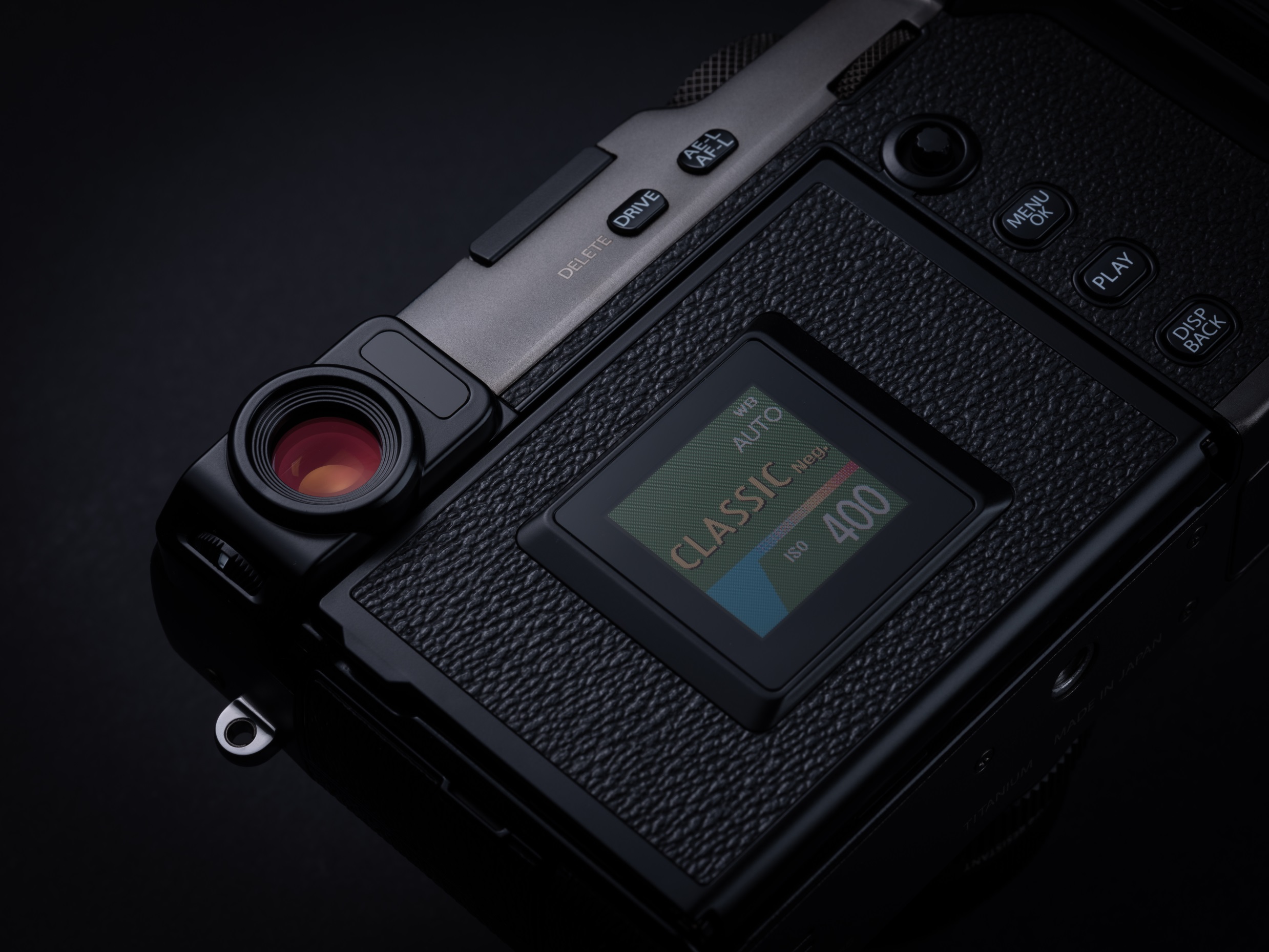 Fujifilm X-pro3 tył Fujifilm X-pro3 wyświetlacz