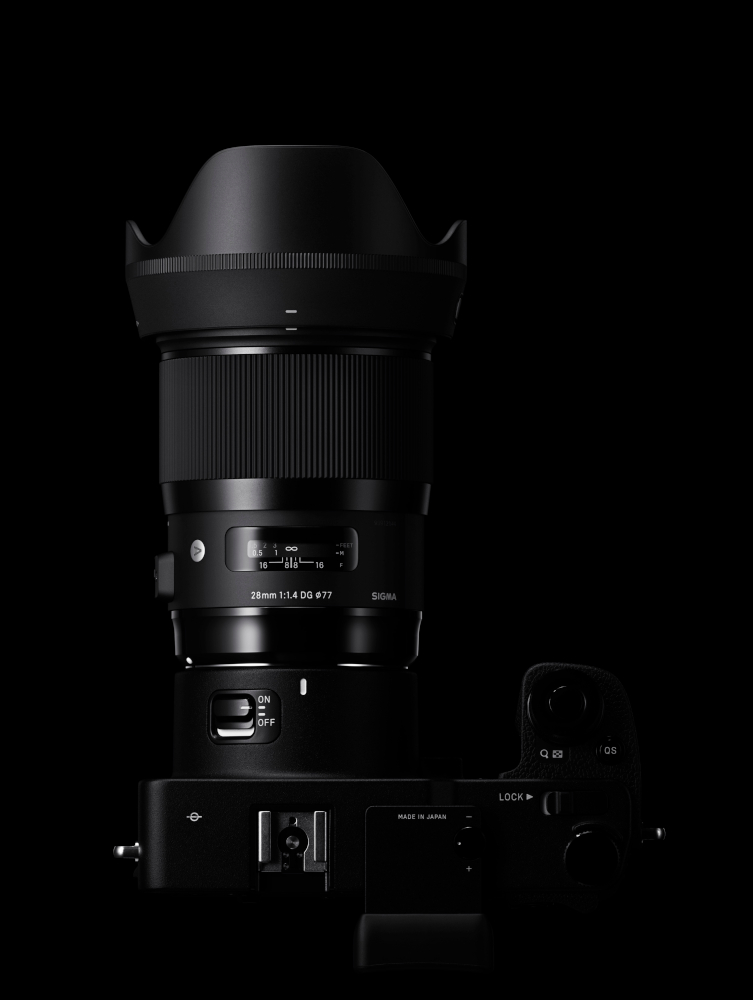 Sigma 28 mm f/1.4 Nikon