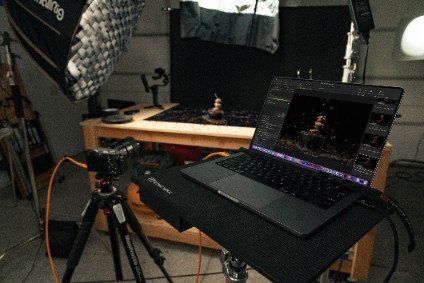 Stabilne połączenie w studiu i w plenerze