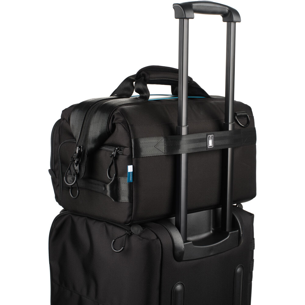 Bezpieczny transport w podróży lotniczej