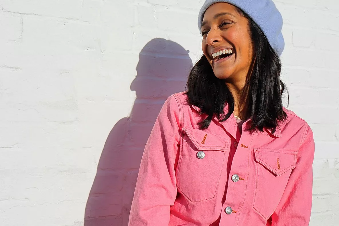 Obracany ekran dotykowy i wizjer elektroniczny