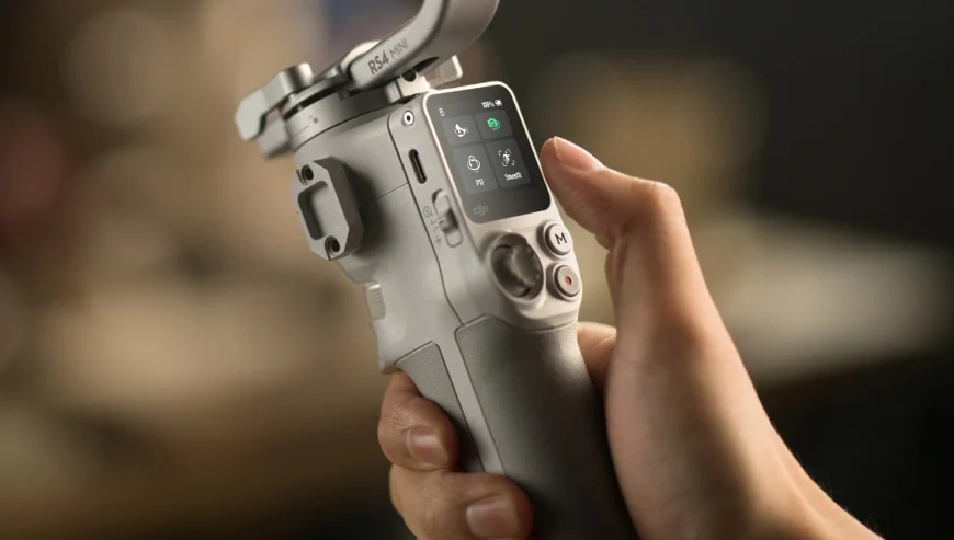 Intuicyjna obsługa i czytelny ekran dotykowy