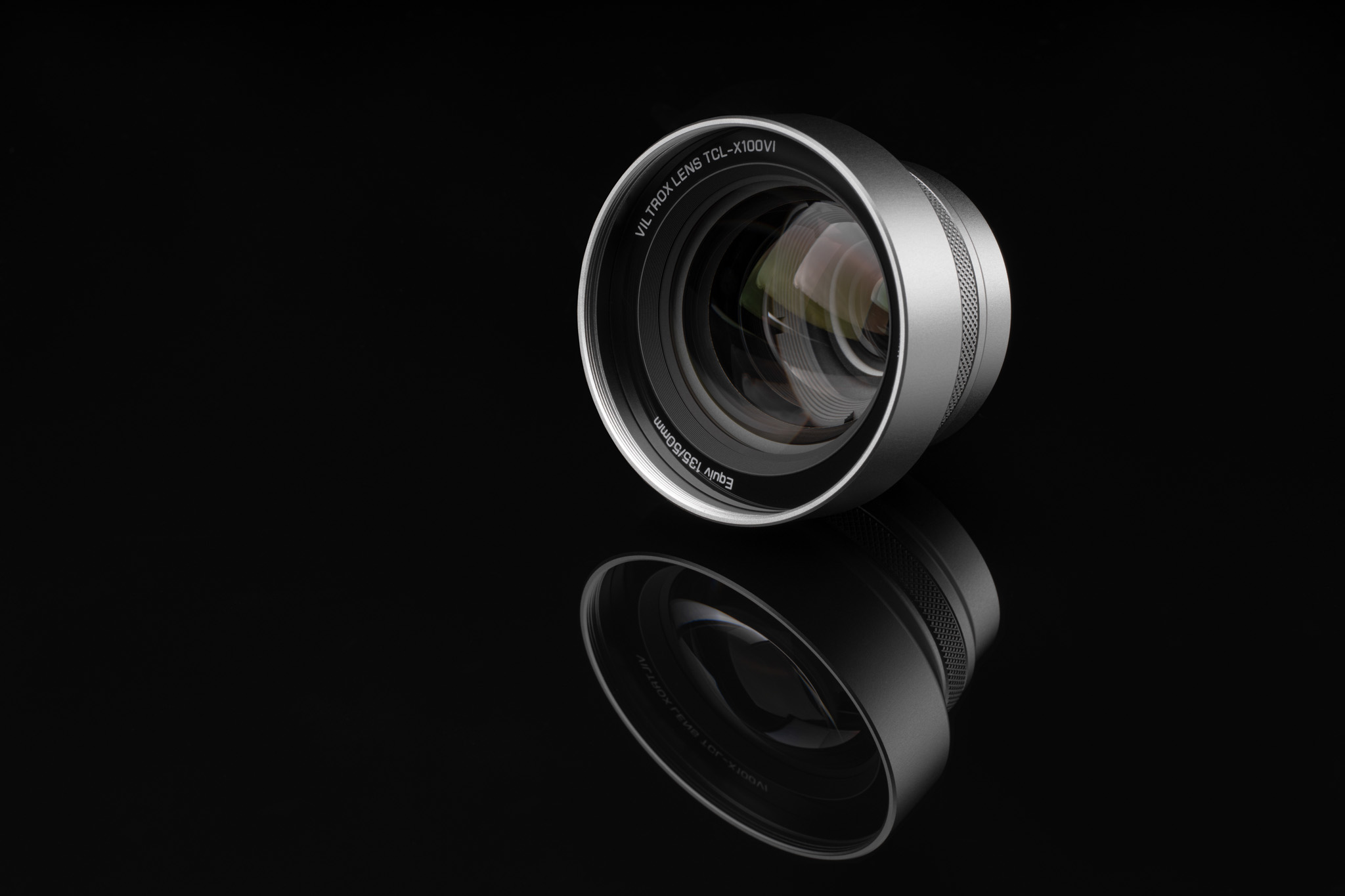 Zaawansowana konstrukcja optyczna dla najwyższej jakości obrazu Zaawansowana konstrukcja optyczna dla najwyższej jakości obrazu