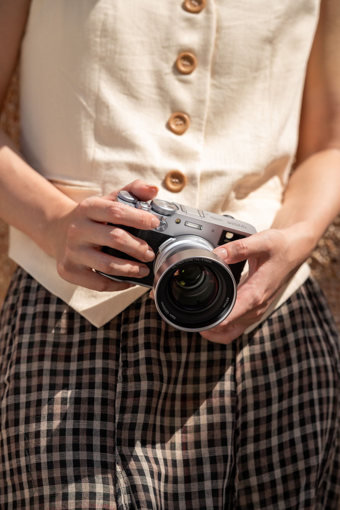 Idealny do portretów, fotografii miejskiej i podróżniczej Idealny do portretów, fotografii miejskiej i podróżniczej